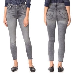 MOTHER High Waisted Looker Ankle Fray in Huntress Size 30